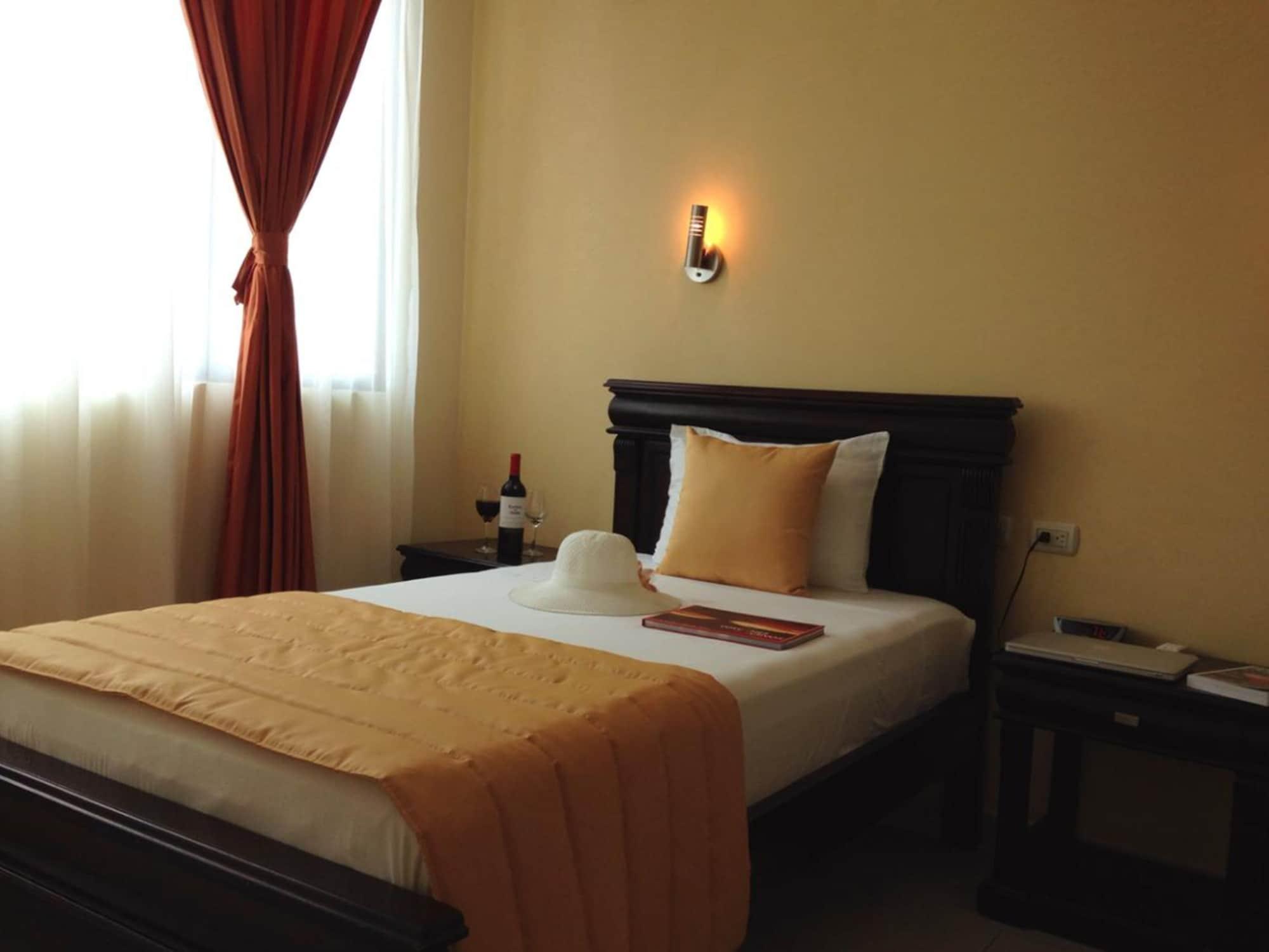 Flamingo Hotel 3*