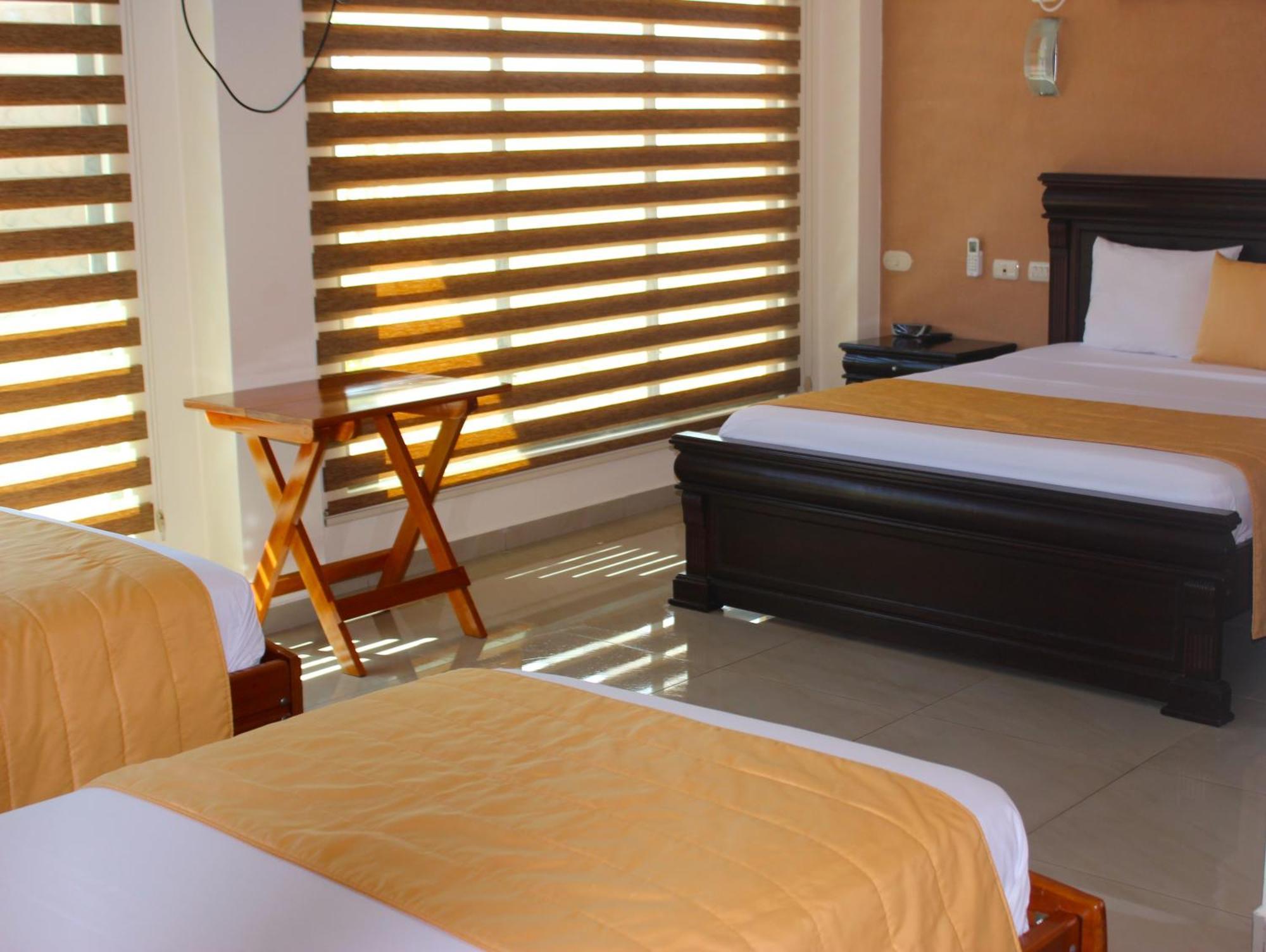 Hotel Flamingo Puerto Ayora (Galapagos Islands)